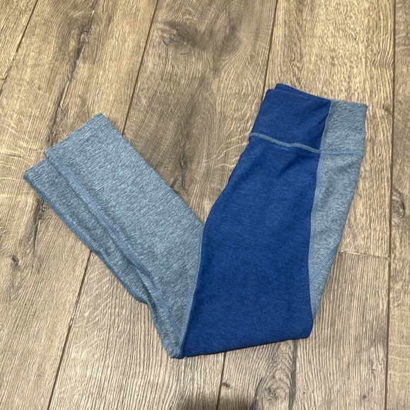 • OUTDOOR VOICES • Women’s BLUE OMBRE HEATHERED SPRINGS 7/8 LEGGINGS XS - Picture 2 of 3
